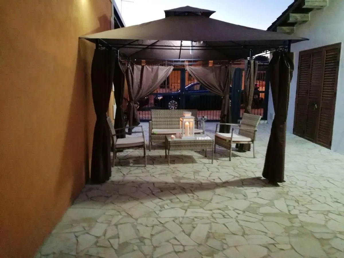 Comfortable Villa In Ragusa With Pool Trecasuzze