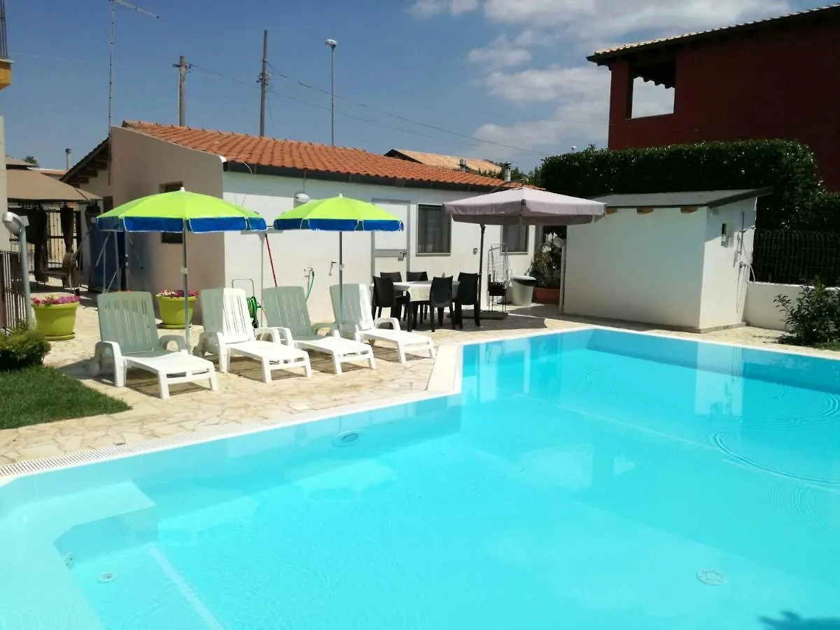 Comfortable Villa In Ragusa With Pool Trecasuzze 0*,  Itálie