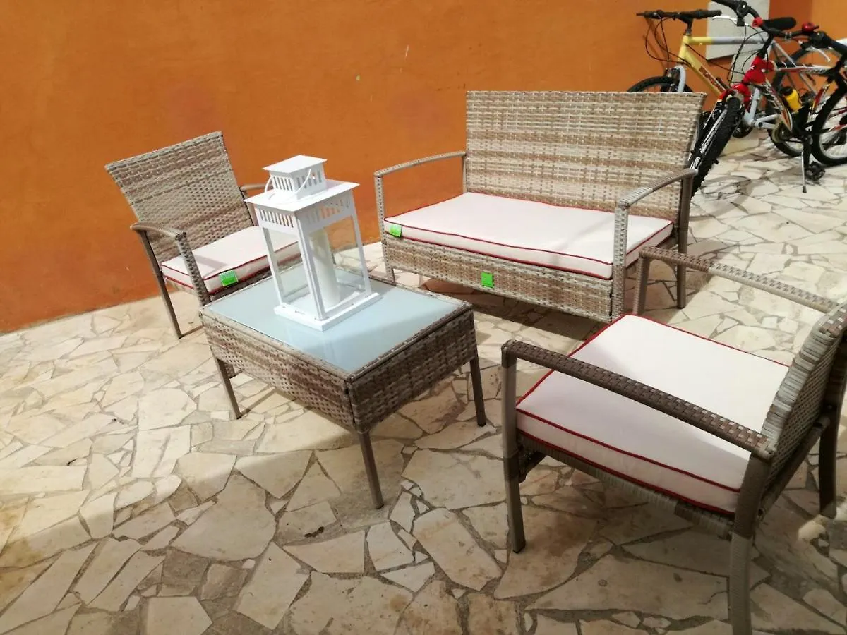 Comfortable Villa In Ragusa With Pool Trecasuzze